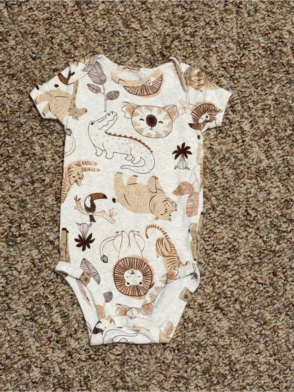 Boys girls infant 9 months one piece Carter's Neutral Animal Print lion koala